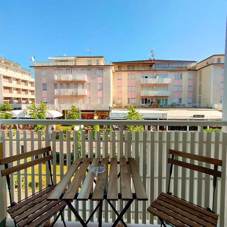 Апартаменты Viale Aurora Бибионе Экстерьер фото