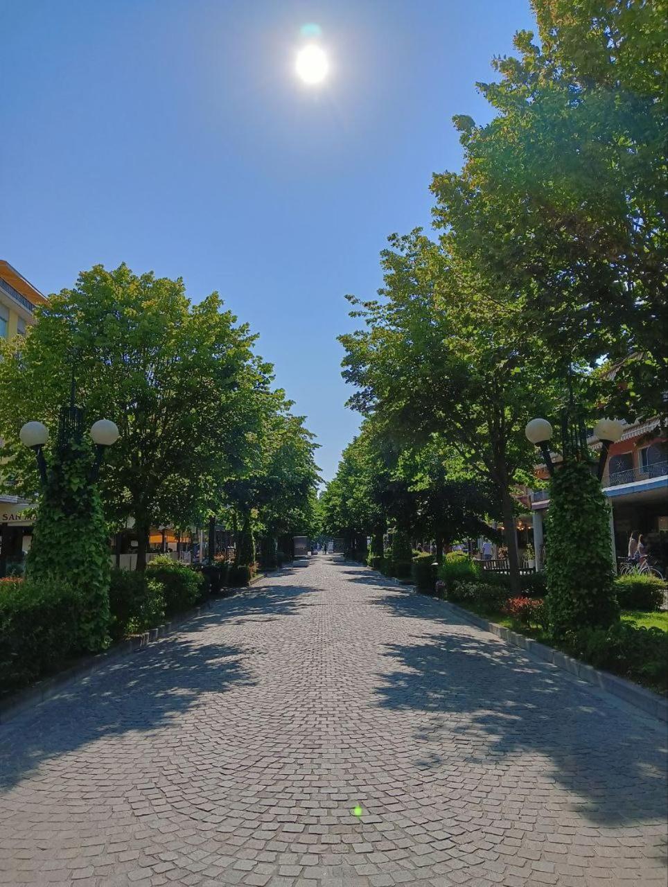 Апартаменты Viale Aurora Бибионе Экстерьер фото